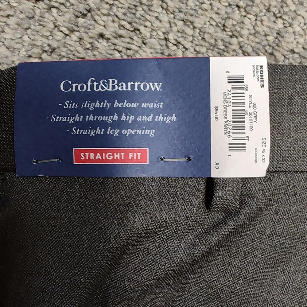 NWT! Croft & Barrow Straight Fit Flat Front Men's Dress Pants - Grey - 42x32